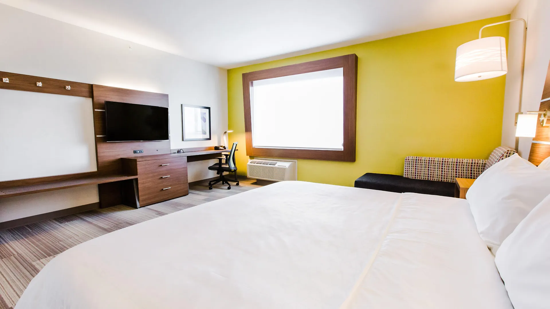 Holiday Inn Express & Suites - West Edmonton-Mall Area By Ihg Canada