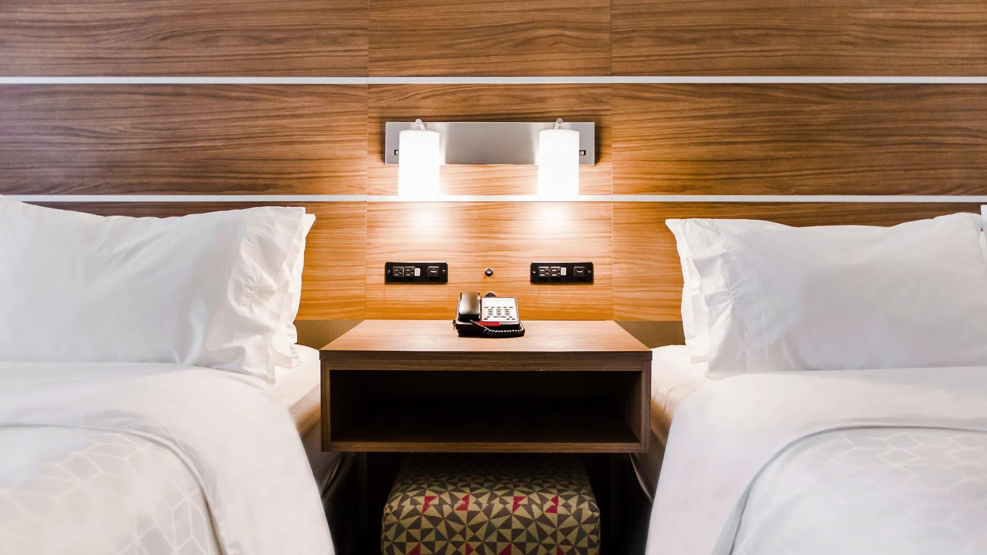 Holiday Inn Express & Suites - West Edmonton-Mall Area By Ihg