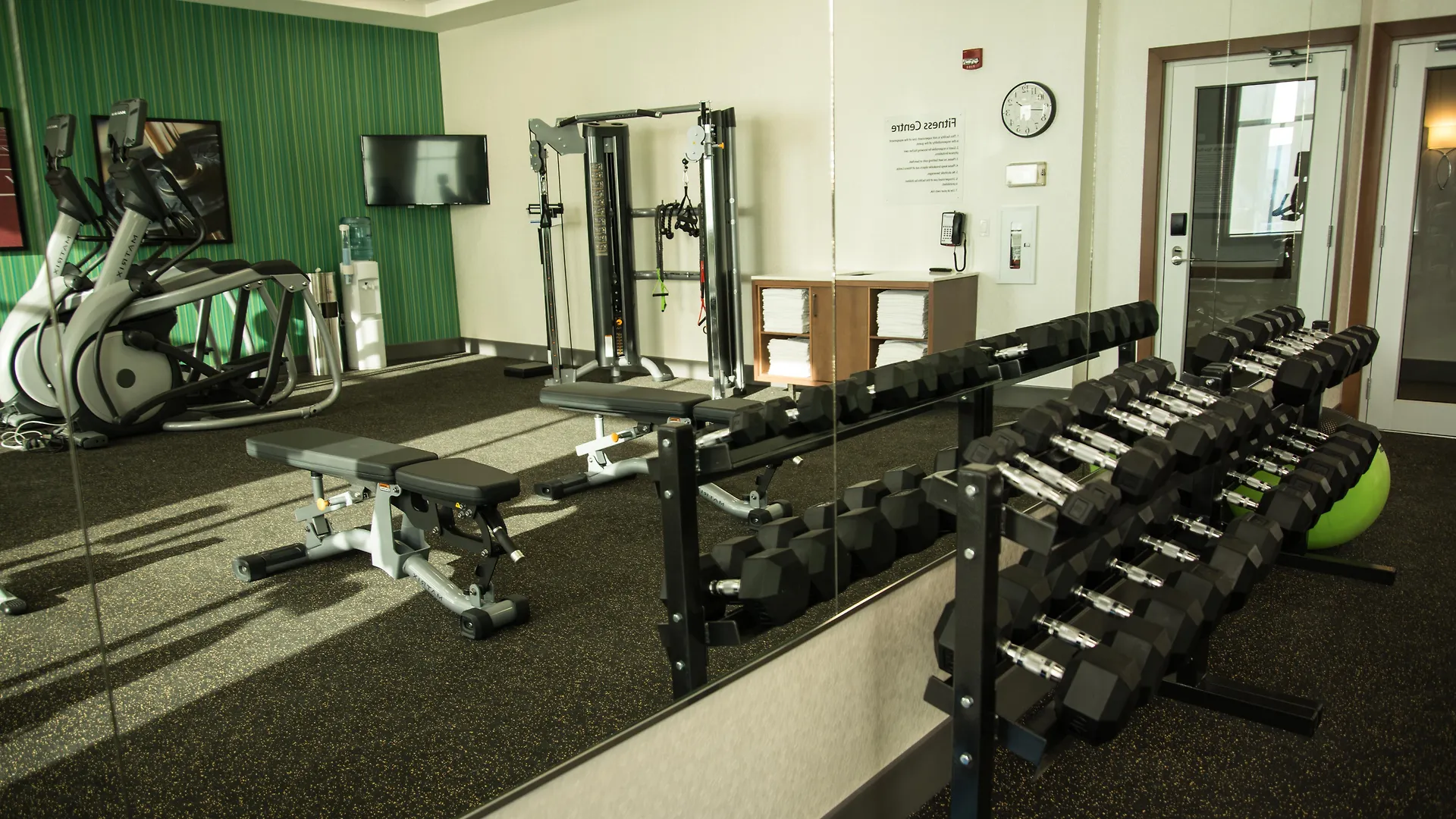 Holiday Inn Express & Suites - West Edmonton-Mall Area By Ihg Edmonton