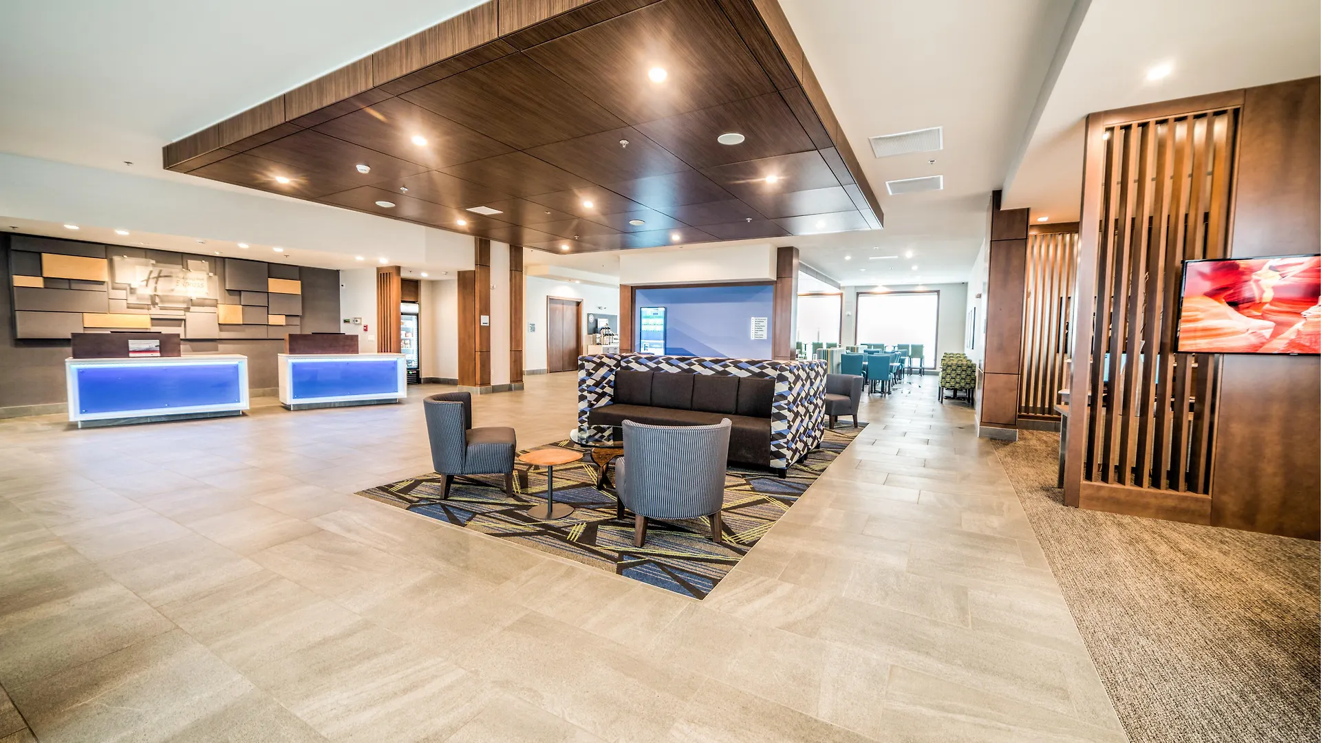 Holiday Inn Express & Suites - West Edmonton-Mall Area By Ihg 3*, Edmonton