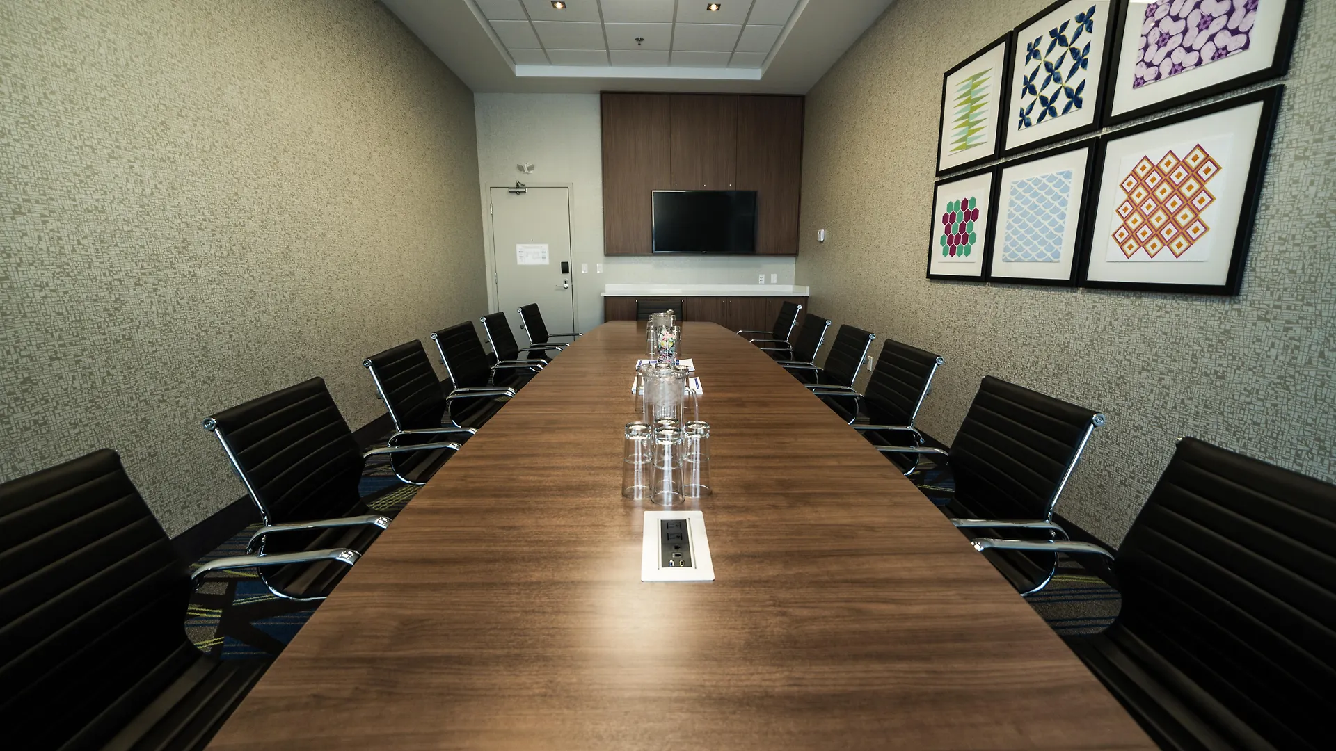 Holiday Inn Express & Suites - West Edmonton-Mall Area By Ihg Hotel