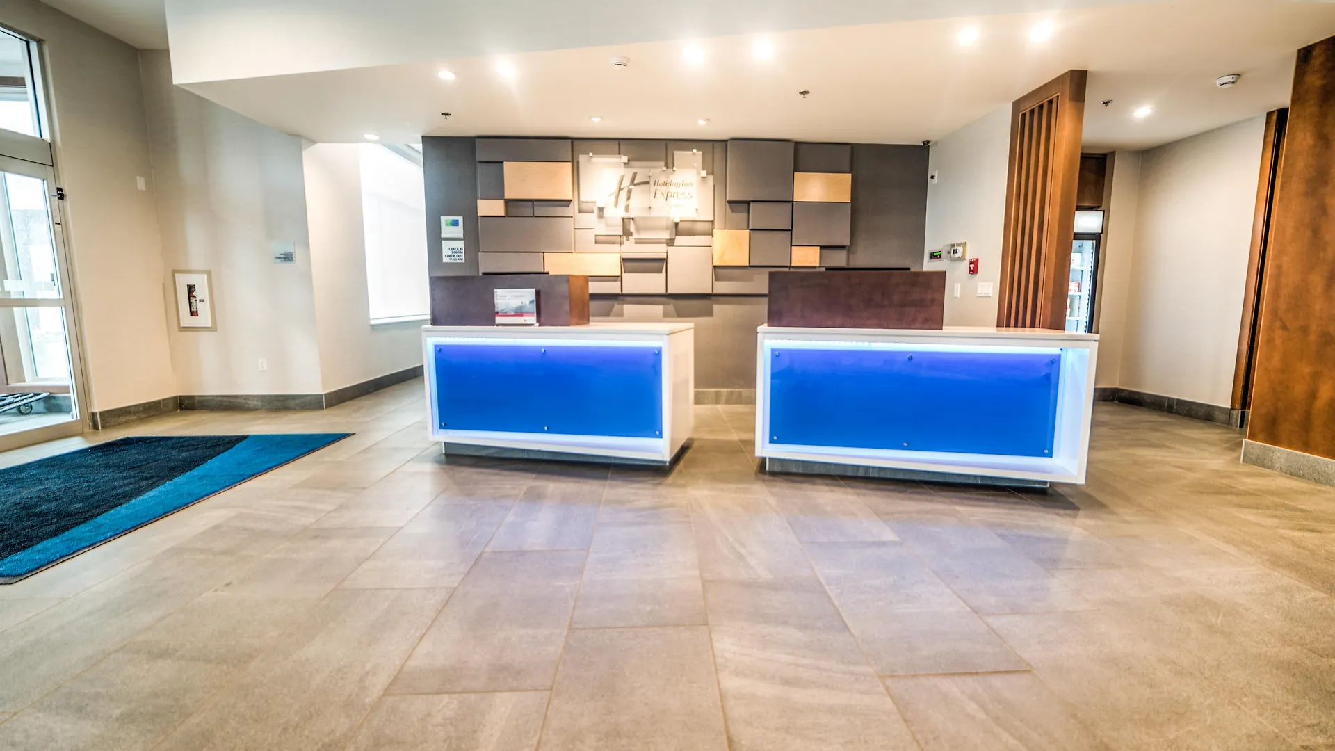 Holiday Inn Express & Suites - West Edmonton-Mall Area By Ihg Hotel Edmonton