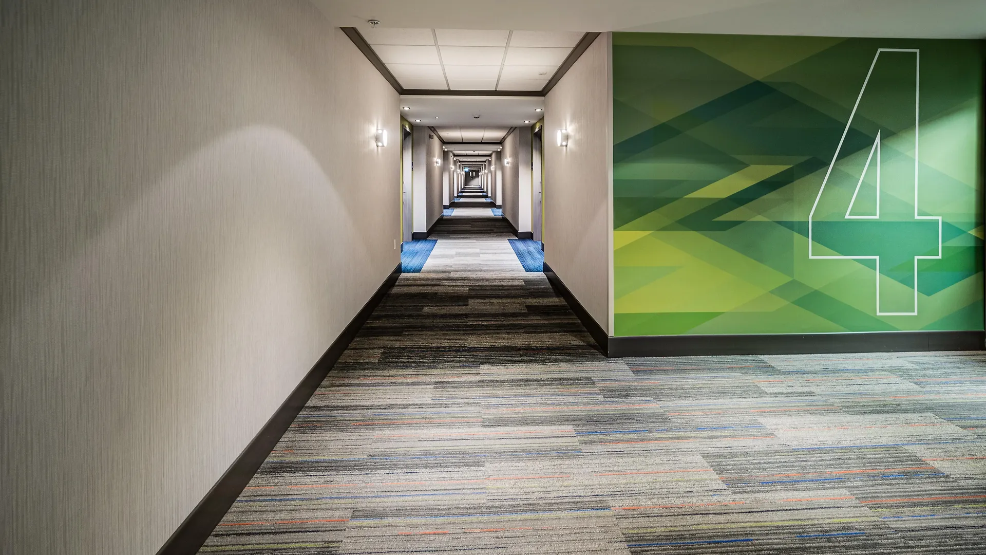 Holiday Inn Express & Suites - West Edmonton-Mall Area By Ihg 3*, Edmonton Canada