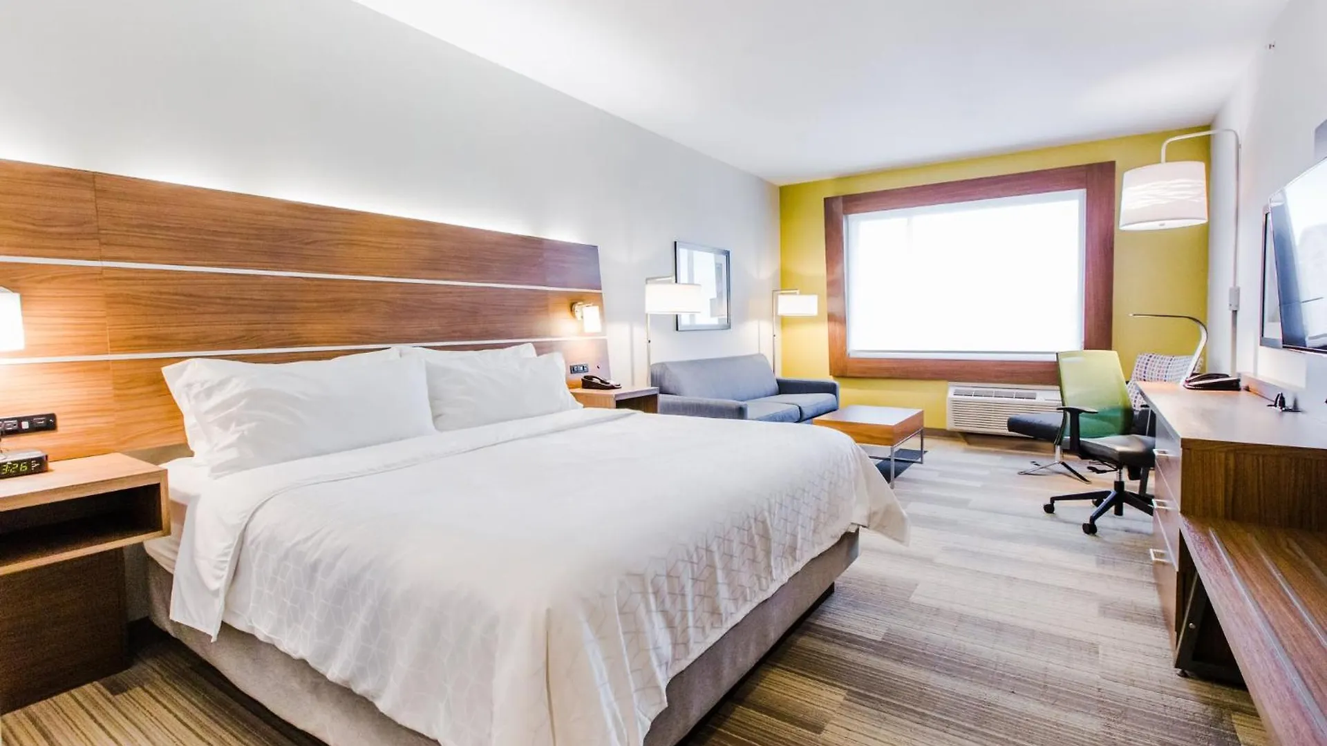 Hotel Holiday Inn Express & Suites - West Edmonton-Mall Area By Ihg